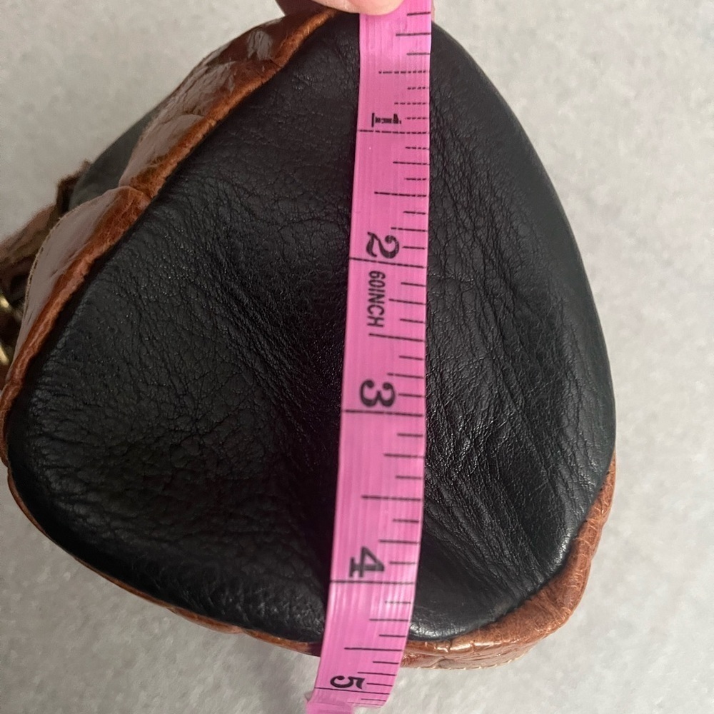 VTG Furla Black and Tan Mini Leather Pouch Wrislet - Picture 8 of 8